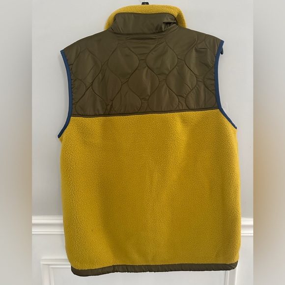 THE NORTH FACEMen's Royal Arch Full Zip Fleece Vest Color Mineral Gold - Picture 5 of 7